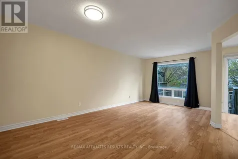 31 Ipswich Terrace Ottawa ON K2K 2R5
