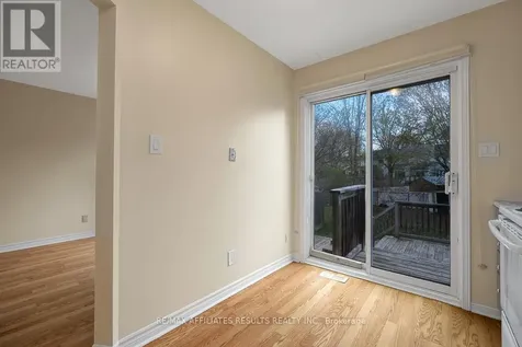 31 Ipswich Terrace Ottawa ON K2K 2R5