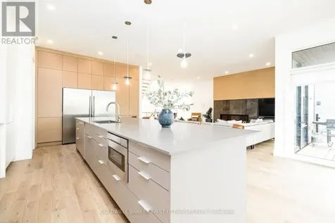 11A Carleton Cathcart Street Ottawa ON K2S 1N1