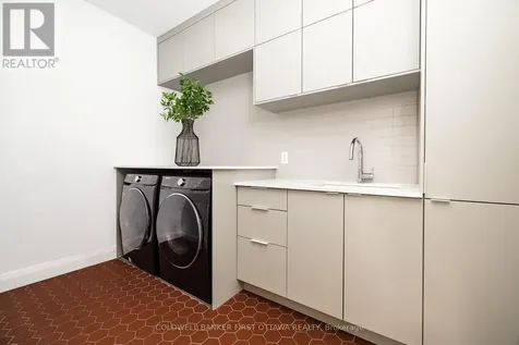 11A Carleton Cathcart Street Ottawa ON K2S 1N1