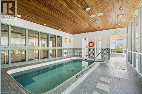 880 Dundas Street West Mississauga ON L5C 4H3
