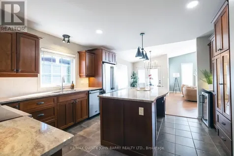 4 Hickory Court Brighton ON K0K 1H0
