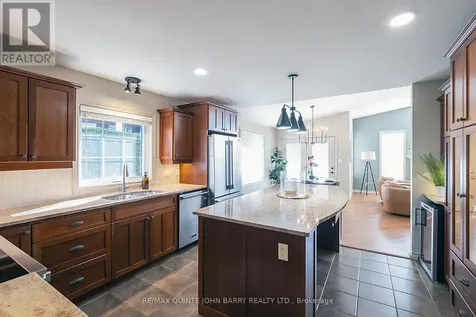 4 Hickory Court Brighton ON K0K 1H0