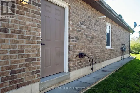 4 Hickory Court Brighton ON K0K 1H0