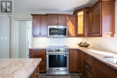 4 Hickory Court Brighton ON K0K 1H0