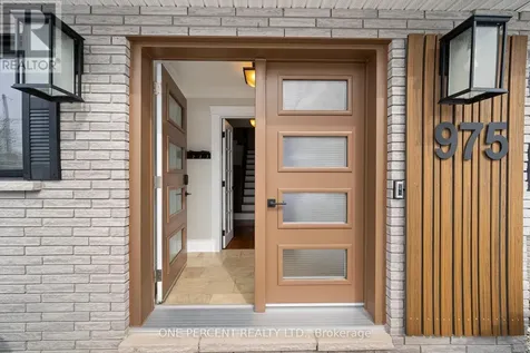 975 Fieldown Street Ottawa ON K4C 1B9
