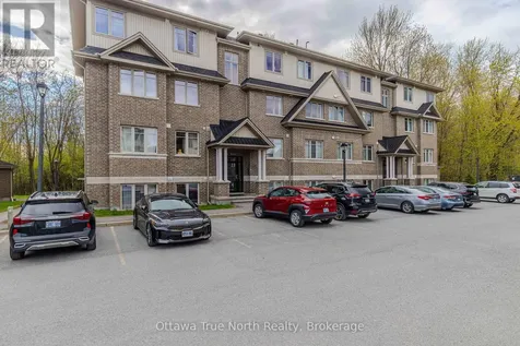 1032 Beryl Private Ottawa ON K1V 2M4