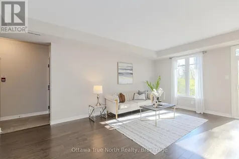 1032 Beryl Private Ottawa ON K1V 2M4
