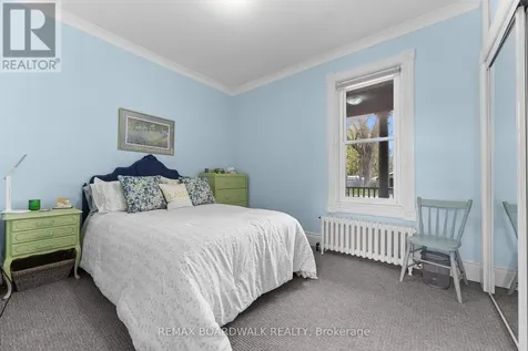 19 North Street Perth ON K7H 2S4