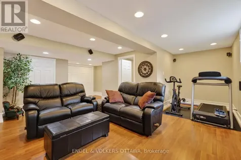 7 Drysdale Street Ottawa ON K2K 3L3