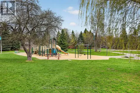 7 Drysdale Street Ottawa ON K2K 3L3