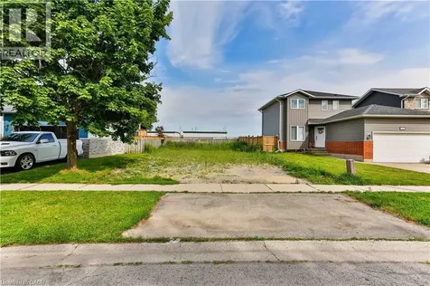 233 Kinross Street Caledonia ON N3W 2K5