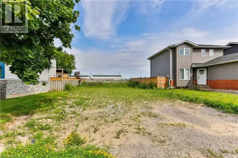 233 Kinross Street Caledonia ON N3W 2K5
