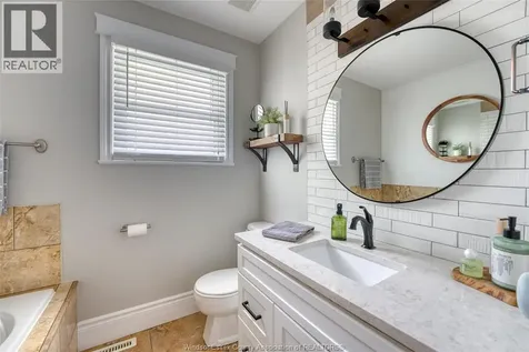 112 Danforth Avenue Leamington ON N8H 2R2