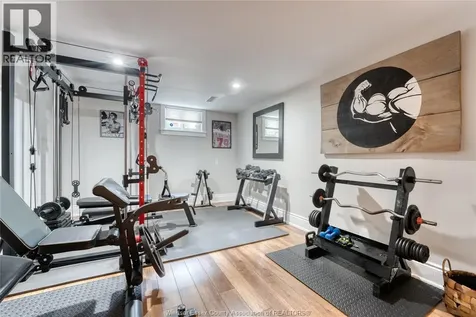 112 Danforth Avenue Leamington ON N8H 2R2