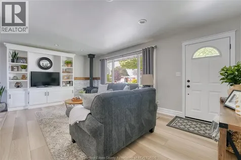 112 Danforth Avenue Leamington ON N8H 2R2