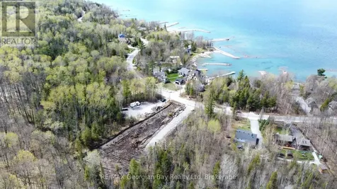 465 Silver Birch Drive Tiny ON L9M 0M5