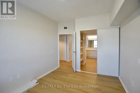 49 Raglan Street Collingwood ON L9Y 4X1