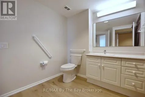49 Raglan Street Collingwood ON L9Y 4X1