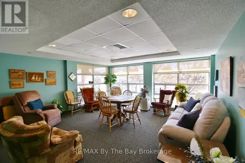 49 Raglan Street Collingwood ON L9Y 4X1