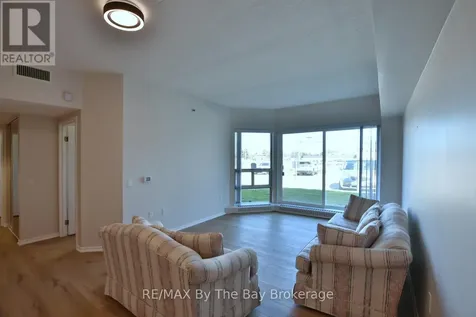 49 Raglan Street Collingwood ON L9Y 4X1
