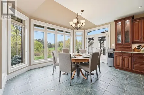 6423 Chelsea Road Burlington ON L7P 0M8