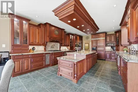 6423 Chelsea Road Burlington ON L7P 0M8