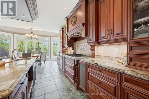 6423 Chelsea Road Burlington ON L7P 0M8
