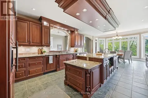 6423 Chelsea Road Burlington ON L7P 0M8