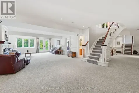 6423 Chelsea Road Burlington ON L7P 0M8