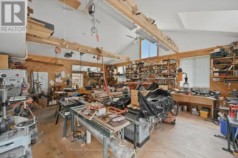 6423 Chelsea Road Burlington ON L7P 0M8