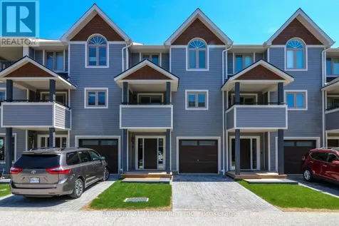 36 Lighthouse Lane East Collingwood ON L9Y 5C8