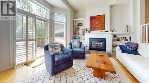 36 Lighthouse Lane East Collingwood ON L9Y 5C8