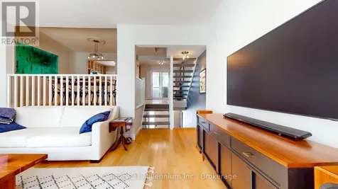 36 Lighthouse Lane East Collingwood ON L9Y 5C8