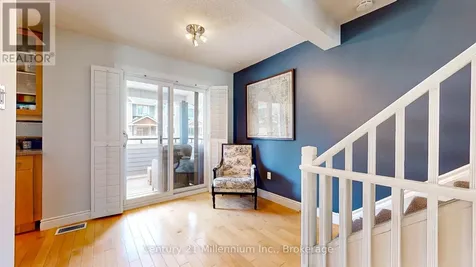 36 Lighthouse Lane East Collingwood ON L9Y 5C8