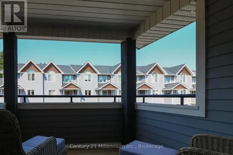 36 Lighthouse Lane East Collingwood ON L9Y 5C8