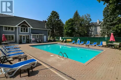 36 Lighthouse Lane East Collingwood ON L9Y 5C8