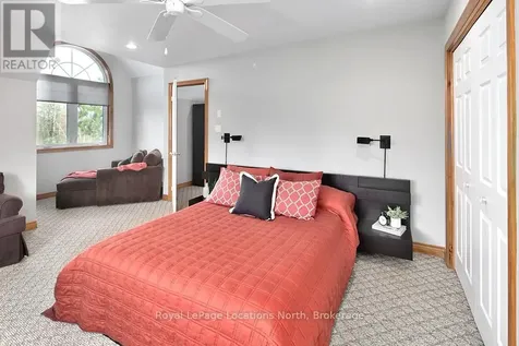 166 Sunset Boulevard Blue Mountains ON N0H 2P0