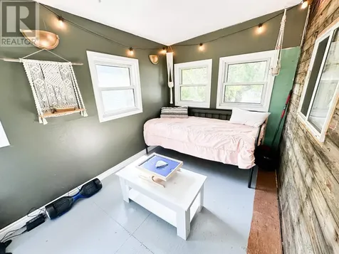 11 Pugsley Street Red Lake ON P0V 2M0