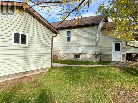 11 Pugsley Street Red Lake ON P0V 2M0
