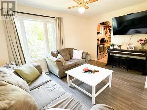 11 Pugsley Street Red Lake ON P0V 2M0
