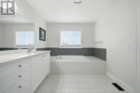 152 Newhouse Boulevard Caledon ON L7C 4E1