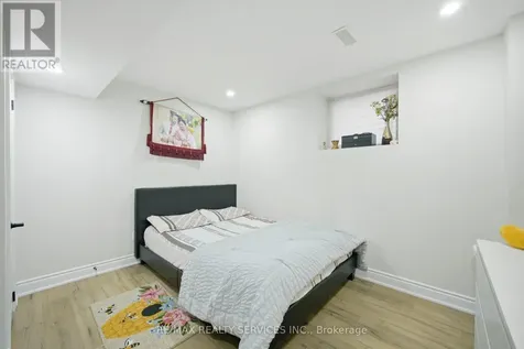 152 Newhouse Boulevard Caledon ON L7C 4E1
