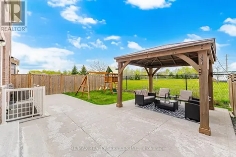 152 Newhouse Boulevard Caledon ON L7C 4E1