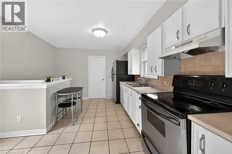 190 Campbell Avenue Hamilton ON L8H 2G3