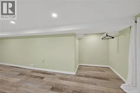 190 Campbell Avenue Hamilton ON L8H 2G3