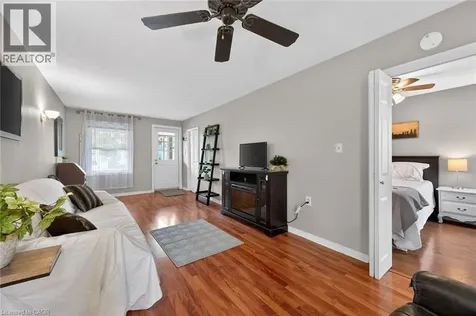 190 Campbell Avenue Hamilton ON L8H 2G3