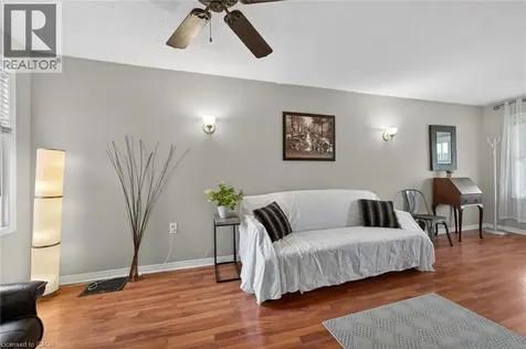 190 Campbell Avenue Hamilton ON L8H 2G3