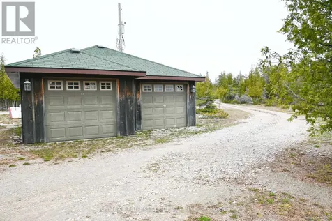 796 Dorcas Bay Road Northern Bruce Peninsula ON N0H 2R0