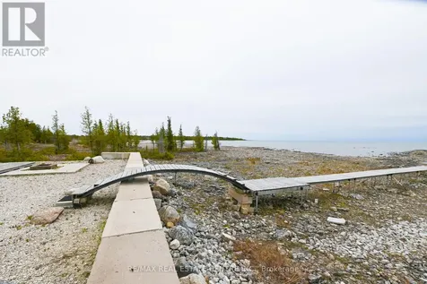 796 Dorcas Bay Road Northern Bruce Peninsula ON N0H 2R0